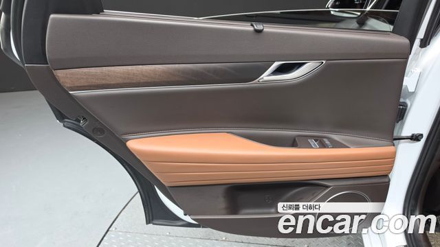 Genesis G80 (RG3) Gasoline 2.5 Turbo AWD 2022 — фото 25