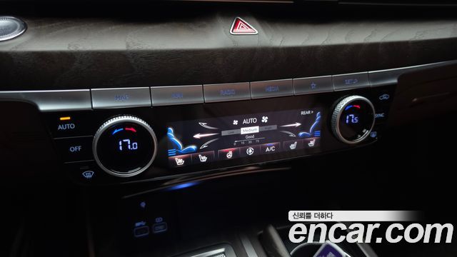 Genesis G80 (RG3) Gasoline 2.5 Turbo AWD 2022 — фото 32