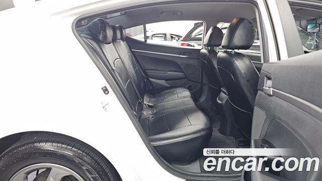 Hyundai Avante (AD) 1.6 Style 2019 — фото 12