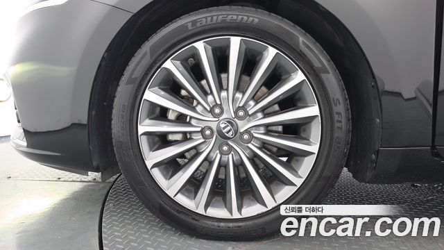Kia K7 2.4 GDI Noblesse 2019 — фото 5