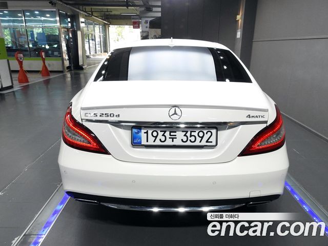 Mercedes-Benz CLS-Class (W218) CLS250 d 4MATIC 2017 — фото 4