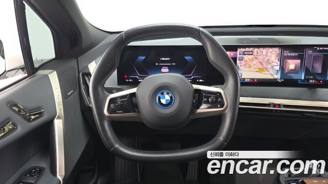 BMW iX xDrive50 Sports Plus 2022 — фото 18