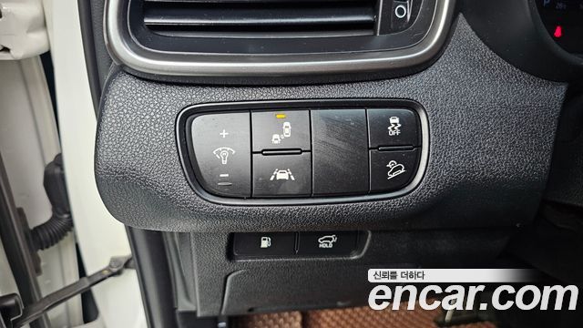 Kia Sorento Diesel 2.0 2WD Marster 2020 — фото 17