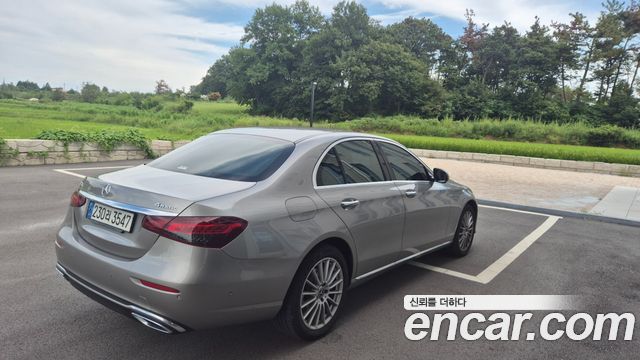 Mercedes-Benz E-Class (W213) E220d 4MATIC Exclusive 2023 — фото 2