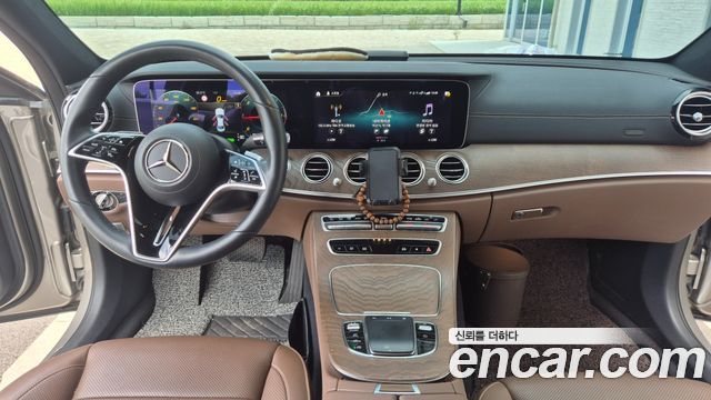 Mercedes-Benz E-Class (W213) E220d 4MATIC Exclusive 2023 — фото 7