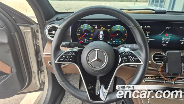Mercedes-Benz E-Class (W213) E220d 4MATIC Exclusive 2023 — фото 20