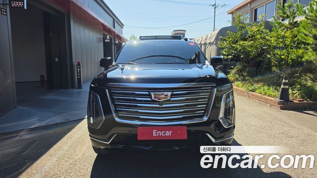 Cadillac Escalade (V) 6.2 ESV ESV Premium Luxury Platinum 2026 — фото 3