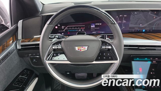 Cadillac Escalade (V) 6.2 ESV ESV Premium Luxury Platinum 2026 — фото 15