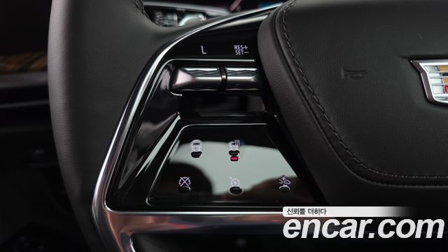 Cadillac Escalade (V) 6.2 ESV ESV Premium Luxury Platinum 2026 — фото 18