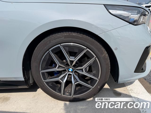 BMW 5 Series (G60) 520i M Sport 2026 — фото 24