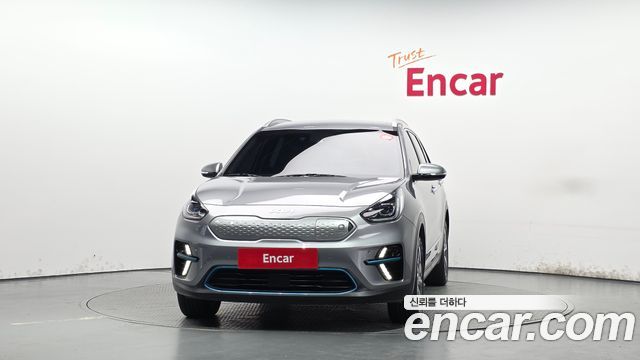 Kia Niro EV Noblesse 2022 — фото 3