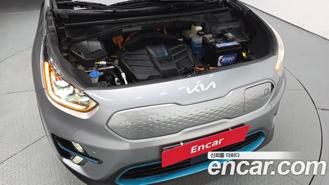 Kia Niro EV Noblesse 2022 — фото 6
