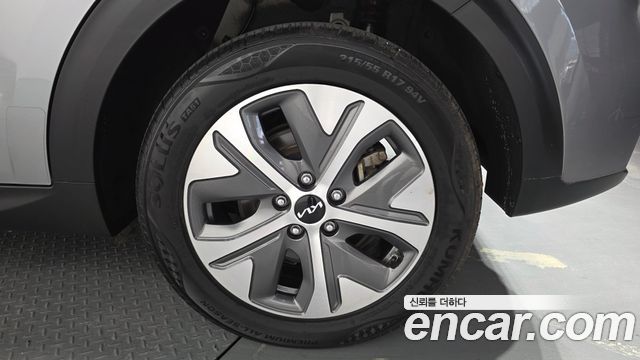 Kia Niro EV Noblesse 2022 — фото 21