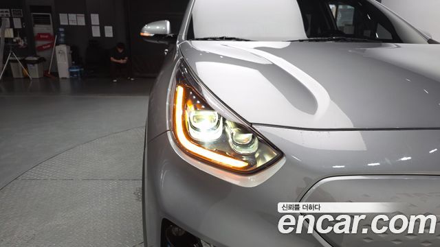 Kia Niro EV Noblesse 2022 — фото 22