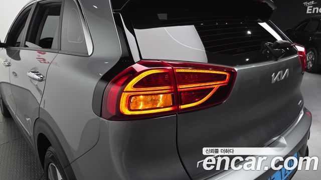 Kia Niro EV Noblesse 2022 — фото 23