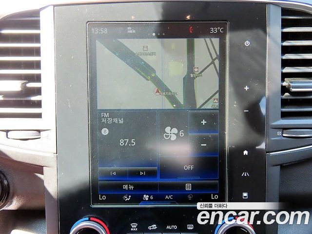 Renault Korea QM6 2.0 LPe RE Signature 2WD 2022 — фото 18