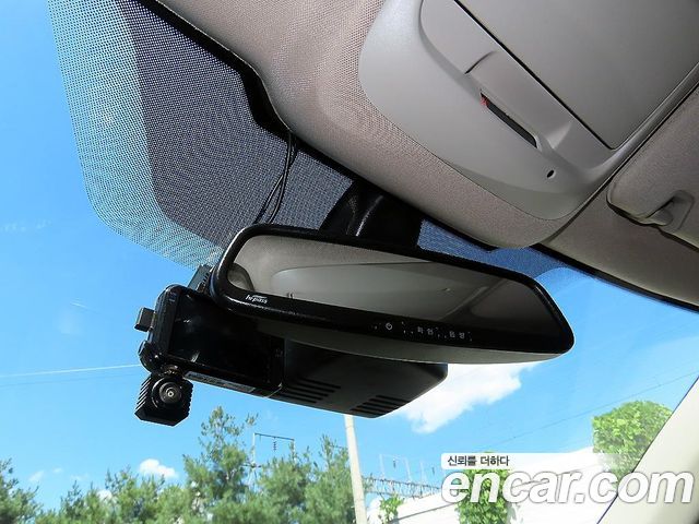 Renault Korea QM6 2.0 LPe RE Signature 2WD 2022 — фото 20