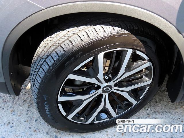 Renault Korea QM6 2.0 LPe RE Signature 2WD 2022 — фото 24