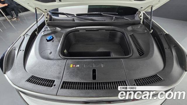 Kia EV9 Long Range 4WD Earth 2024 — фото 6