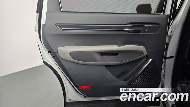 Kia EV9 Long Range 4WD Earth 2024 — фото 31