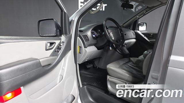 Hyundai Grand Starex Van 3-Seater Smart 2019 — фото 10