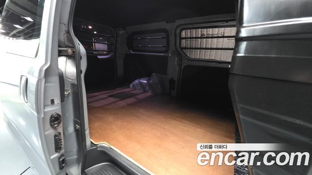 Hyundai Grand Starex Van 3-Seater Smart 2019 — фото 12