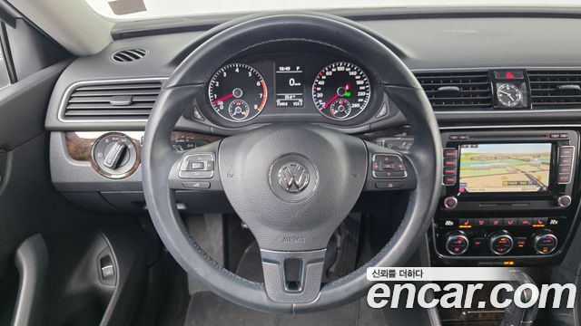 Volkswagen Passat 2.5 B7 2014 — фото 17