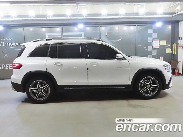 Mercedes-Benz GLB-Class (X247) GLB250 4MATIC 2021 — фото 3