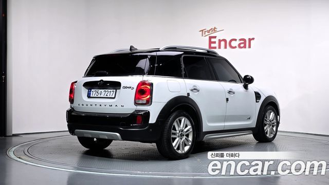 MINI Cooper D Countryman ALL4 HIGH 2nd 2018 — фото 2
