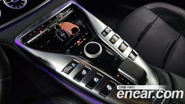 Mercedes-Benz AMG GT 4Door 43 4MATIC+ 2020 — фото 17