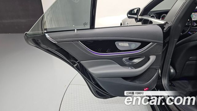 Mercedes-Benz AMG GT 4Door 43 4MATIC+ 2020 — фото 31