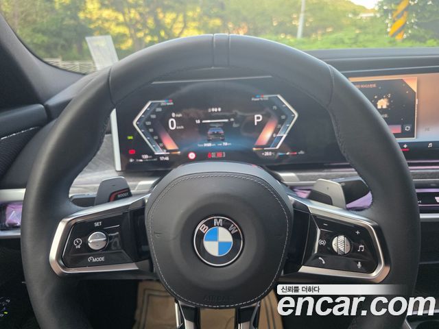 BMW 7 Series (G70) 740i xDrive M Sport 2024 — фото 21