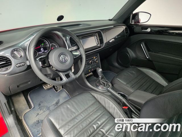 Volkswagen Beetle 2.0 TDI 3rd 2013 — фото 10