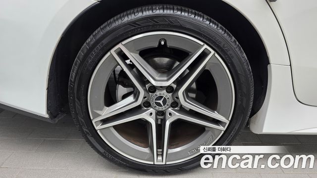 Mercedes-Benz CLS-Class (C257) CLS300d AMG Line 2019 — фото 5
