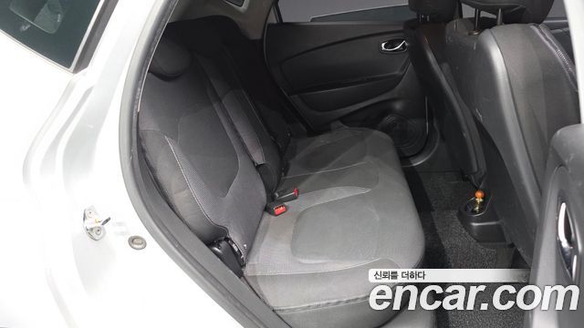 Renault Korea QM3 LE 2015 — фото 12