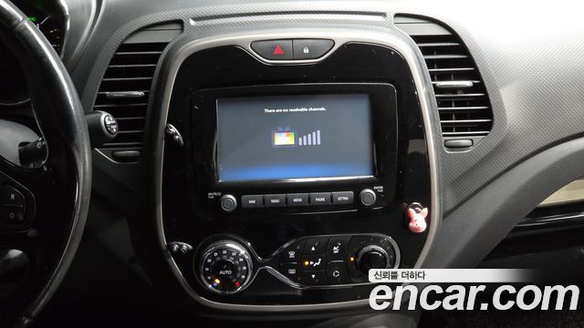 Renault Korea QM3 LE 2015 — фото 14