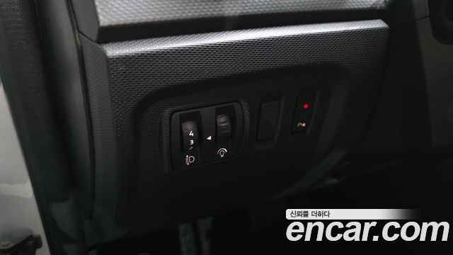 Renault Korea QM3 LE 2015 — фото 27