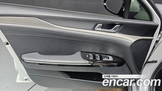 Kia K5 Hybrid (III) Noblesse 2024 — фото 24
