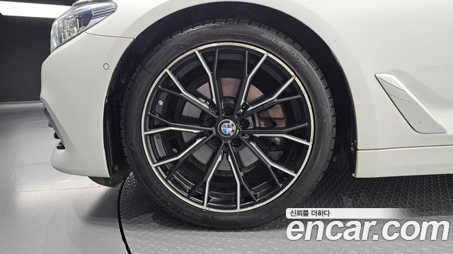 BMW 5 Series (G30) 520d Luxury Plus 2018 — фото 5