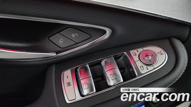 Mercedes-Benz C-Class (W205) C300e 4MATIC AMG Line 2020 — фото 30