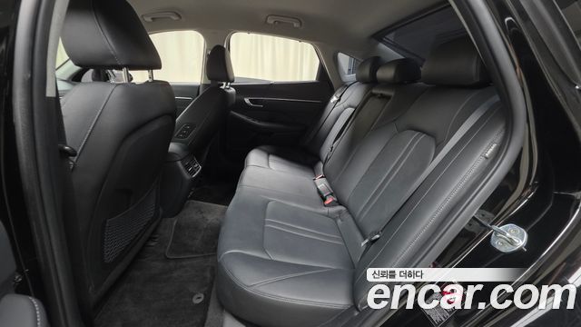 Hyundai Sonata (DN8) 2.0 Premium Plus 2022 — фото 12