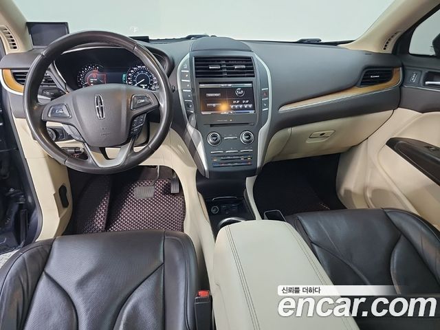 Lincoln MKC 2.0 AWD 2015 — фото 5