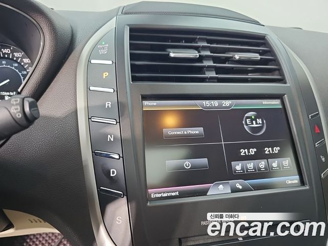 Lincoln MKC 2.0 AWD 2015 — фото 8