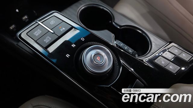 Kia K8 Hybrid Noblesse 2022 — фото 9
