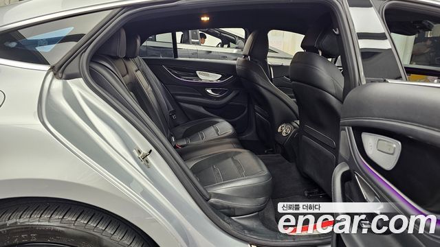 Mercedes-Benz AMG GT 4Door 43 4MATIC+ 2019 — фото 11