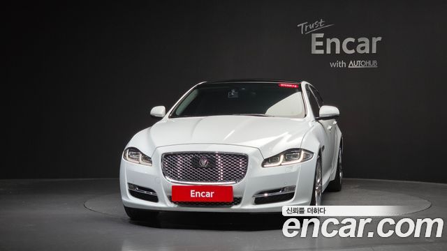 Jaguar XJ 3.0 SC AWD Portfolio LWB X351 2016 — фото 3
