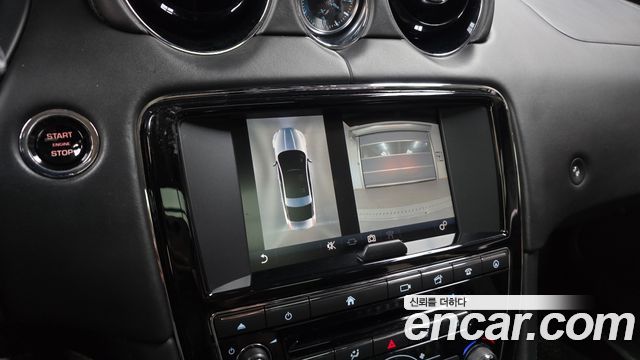 Jaguar XJ 3.0 SC AWD Portfolio LWB X351 2016 — фото 15