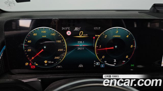 Mercedes-Benz GLB-Class (X247) GLB200 d 2022 — фото 8