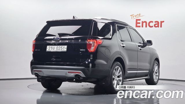 Ford Explorer 2.3 Limited 4WD 5th 2017 — фото 2