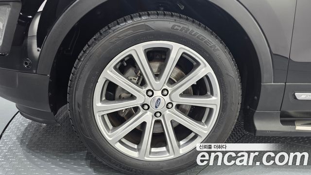 Ford Explorer 2.3 Limited 4WD 5th 2017 — фото 5